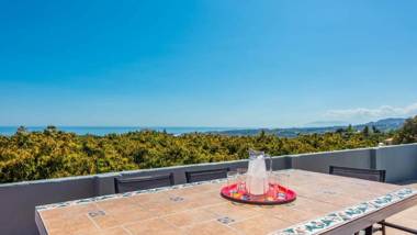 Casa Maria de Velez Almayate Alto by Ruralidays