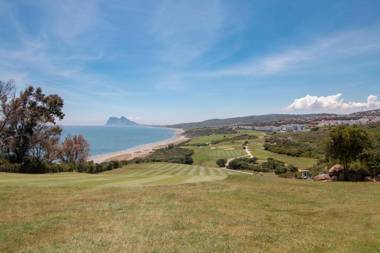 2149-Amazing groundfloor 3 bedrooms on golf pools