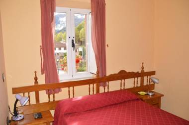 Hostal Parador Peñavera