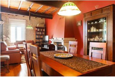 3 bedrooms house with private pool enclosed garden and wifi at Carballedo