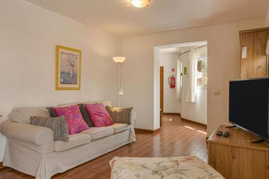 Holiday Cottage Santa Lucía