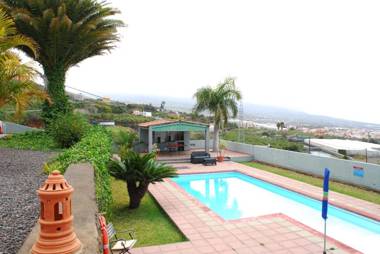 La Camuesa-Adults Only