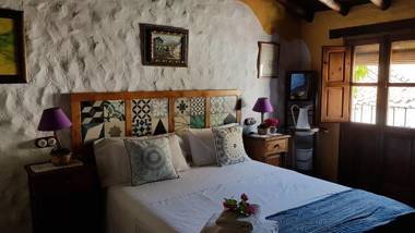 Casa La Yedra by CasaTuristica