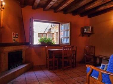 Viviendas rurales Los Llares