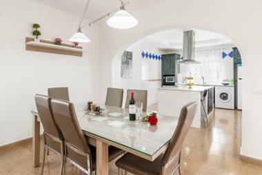 Casa Familiar La Lobita 2