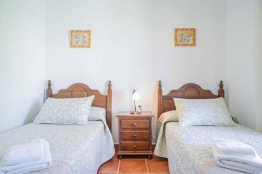 Casa Villanueva 4 - Sólo Familias