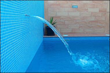 Chalet 2 dormitorios con piscina privada