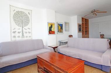 Global Properties Apartamento en urbanización Brezo Nova Canet