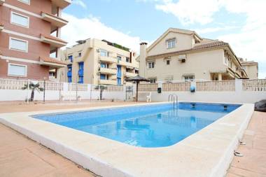 Global Properties Estudio para parejas con piscina en Canet playa