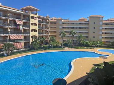 Global Properties Acogedor apartamento con terraza y piscina en Canet