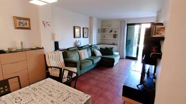 Bajo con Acceso Directo a la Piscina MSJ70