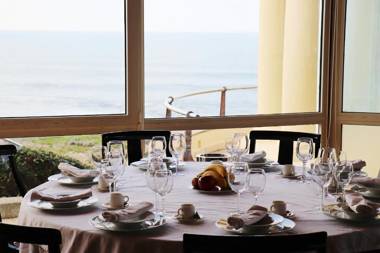 Hotel & Talasoterapia Zelai