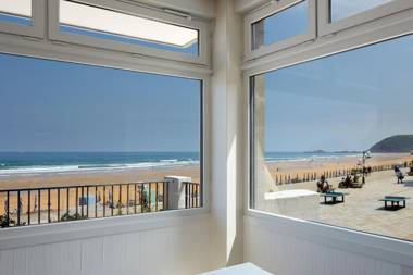 Apartamentos Egona Zarautz sobre el mar