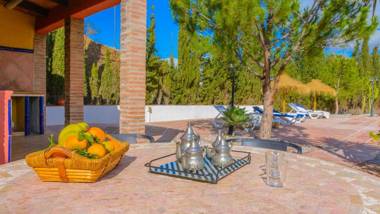 Casa Rocio y Paloma Vinuela by Ruralidays