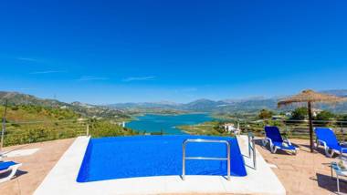 Villa Adelfas Vinuela by Ruralidays