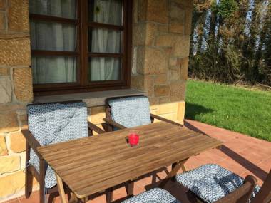 APARTAMENTOS RURALES AZABACHE