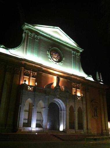 BIG ONE APARTMENT by hlclub HUTB-15655