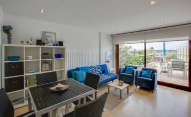 Apartamentos Puerto Basella