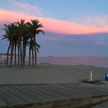 HAPPYVILA Fisher House