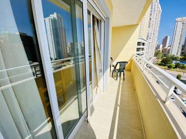 A40 - Marina Palace - 2004 Finestrat s.l.