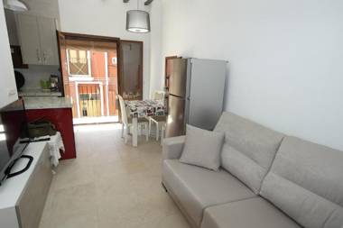 AR35 Coqueto apartamento en primera línea del casco antiguo