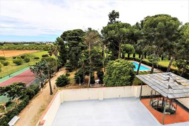 Colonial Planet Costa Dorada