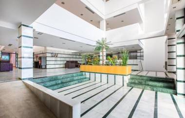 Apartamentos Turisticos Parque Tropical