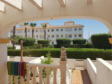 PRECIOSO ADOSADO a 100 METROS DEL MAR en VERA-PLAYA!