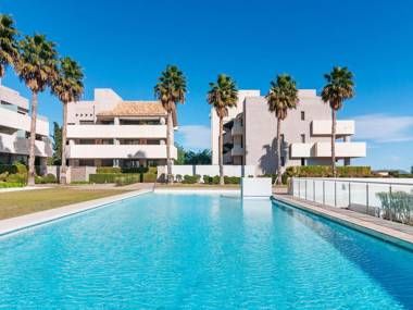 Modern apartment on the Valle del Este Golf resort 10 min from the beach