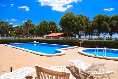 UHC Arco del Sol Family Complex