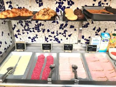 YOU & CO. J. Botánico Boutique