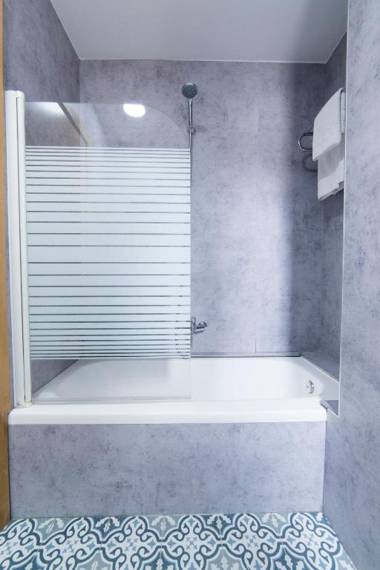 Sweet Hotel Continental