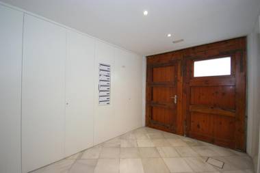 Mosen Sorell Apartments