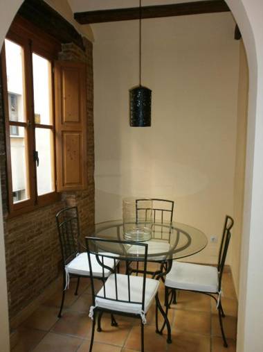 Total Valencia Charming