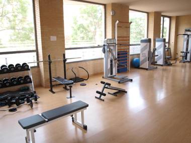 ApartUP Yellow Opera View