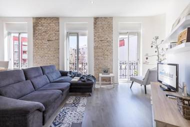 Travel Habitat Peris y Valero