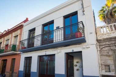 SingularStays Marina