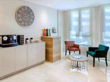 Opera House Valencia B&B