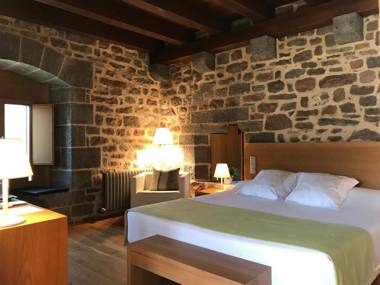 Hotel Rural Torre de Uriz