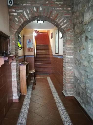 Hostal Hueso