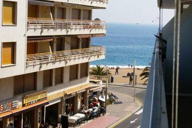 Apartamento Ancora primera linea de playa para 6 personas en Tossa de Mar