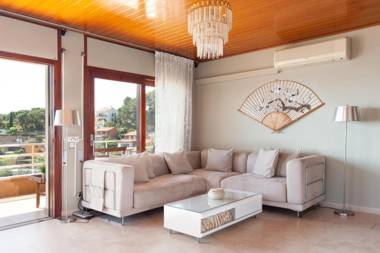 Lets Holidays Apartment Costa Brava