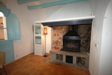 Lets Holidays COZY HOUSE in the CENTER of TOWN