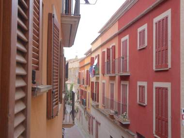 Lets Holidays new apartment close to the beach