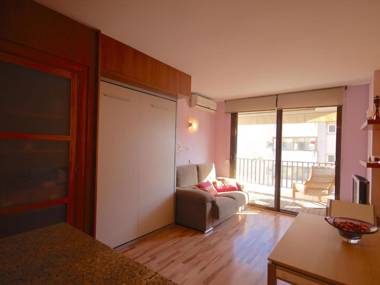 Quiet apartment with pool in tossa