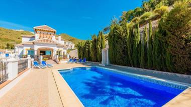 Villa Isabel de Nerja by Ruralidays