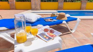 Villa Manolo Torrox by Ruralidays