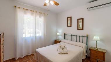 Cortijo Nieves Torrox by Ruralidays