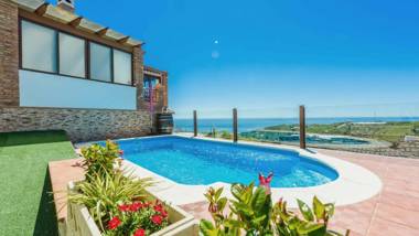 Villa Olivo Torrox by Ruralidays