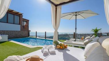 Villa Olivo Torrox by Ruralidays